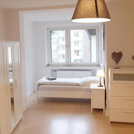 Modern & Chic Apartments With Terrace Or Balcony Neuss Exterior foto
