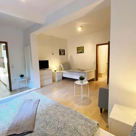Modern & Chic Apartments With Terrace Or Balcony Neuss Exterior foto
