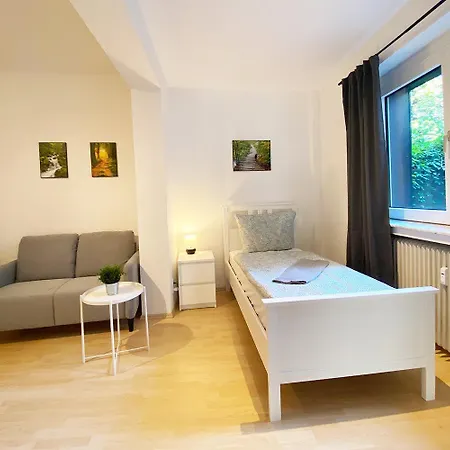 Modern & Chic Apartments With Terrace Or Balcony Neuss Exterior foto
