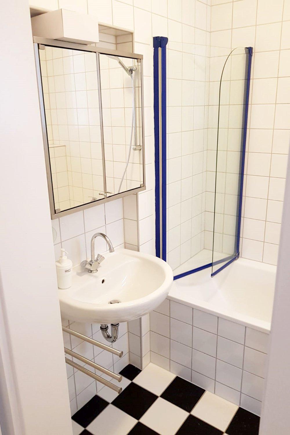 Apartment Modern & Chic With Terrace Or Balcony Neuss