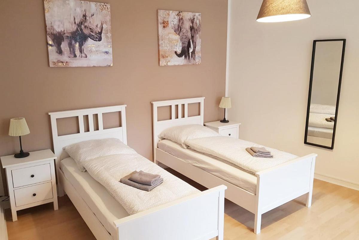 Modern & Chic With Terrace Or Balcony Apartment *