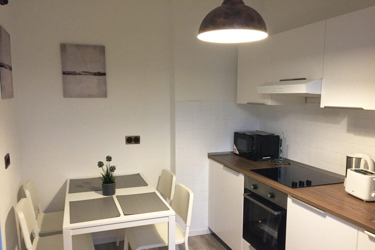 Modern & Chic With Terrace Or Balcony Apartment *