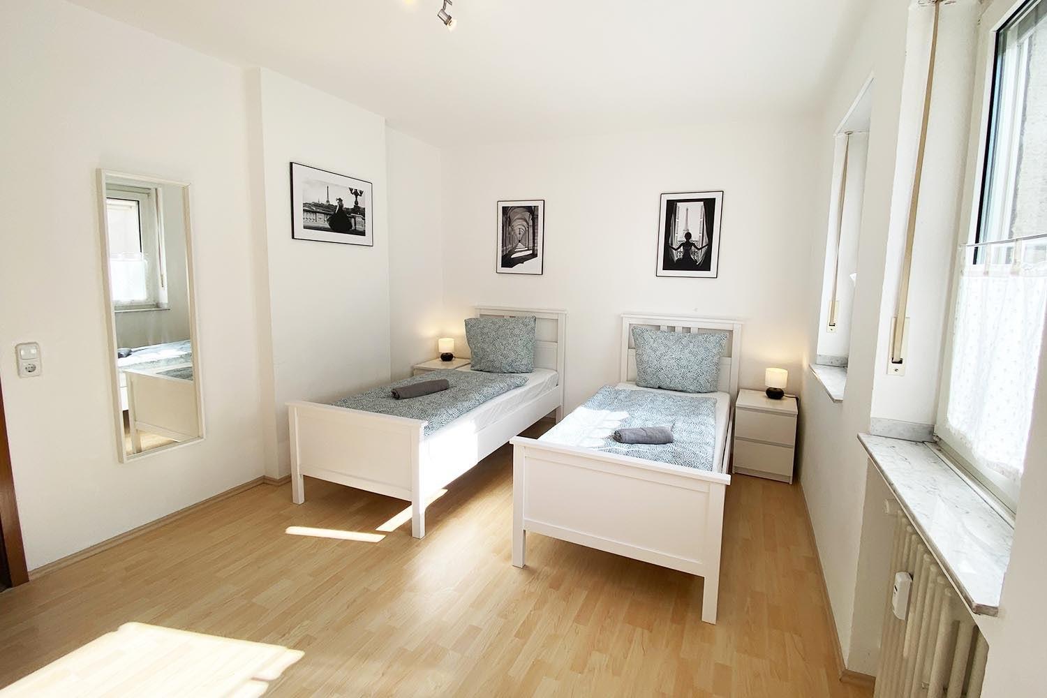 Modern & Chic With Terrace Or Balcony * Neuss