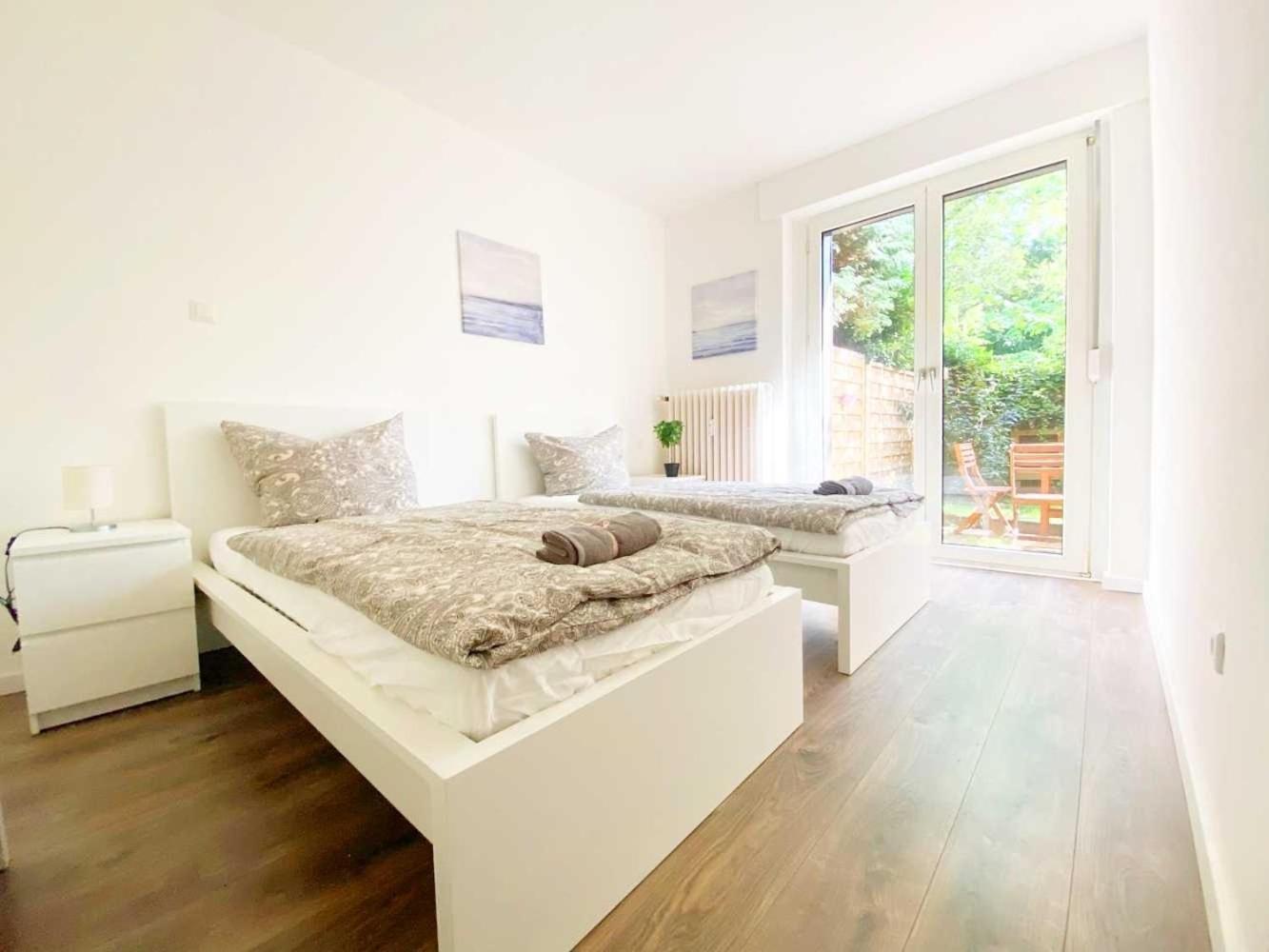 Modern & Chic With Terrace Or Balcony Apartment *
